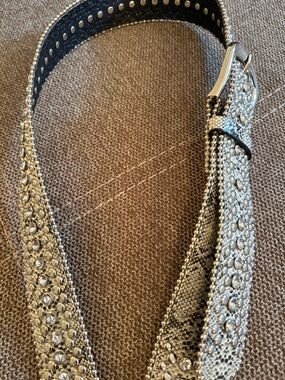 Embellished Crystal Skinny Belt in Cream and Silver